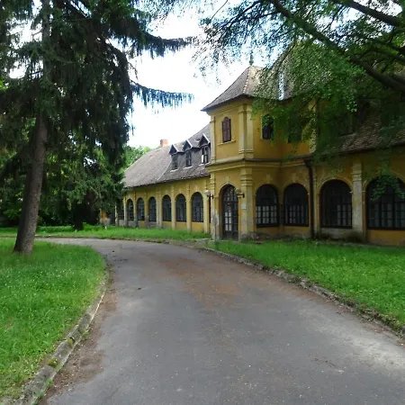 Koppany Vendeghaz * Adand