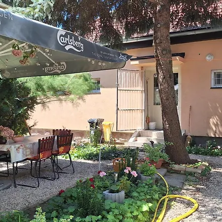 Koppany Vendeghaz アパート Adand