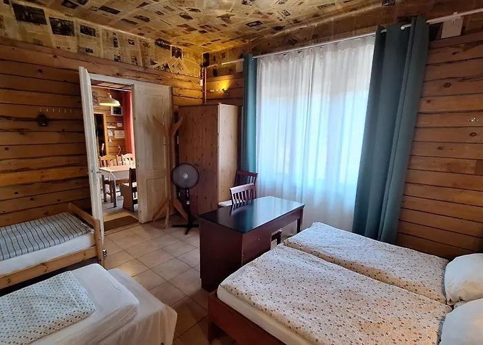 Koppany Vendeghaz アパート *