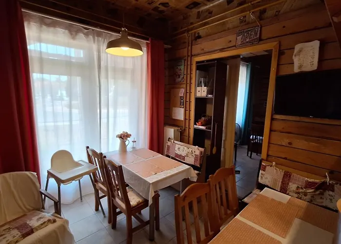 Koppany Vendeghaz アパート *